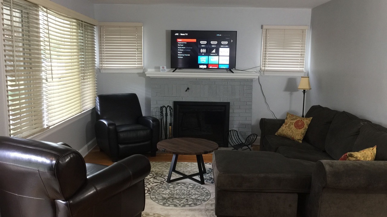 Photo of Livingroom in East Irondequoit