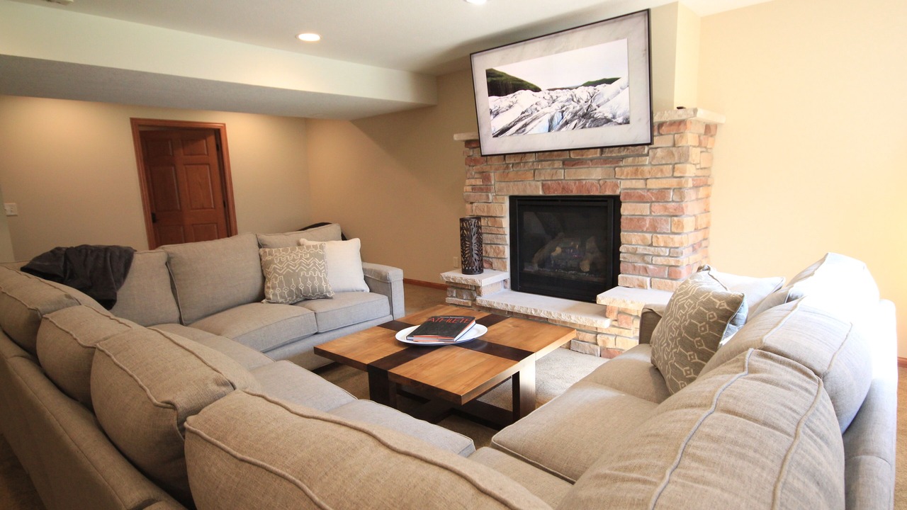 Photo of Livingroom in Cascade Township