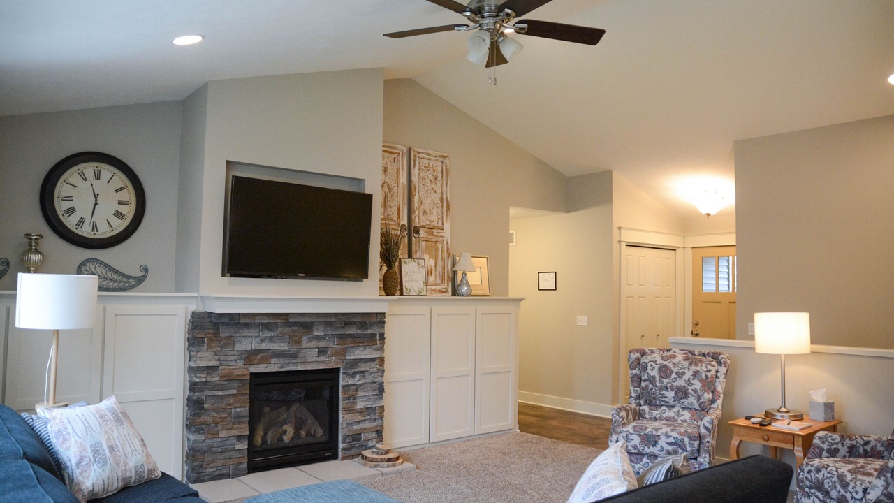 Photo of Livingroom in Saugatuck