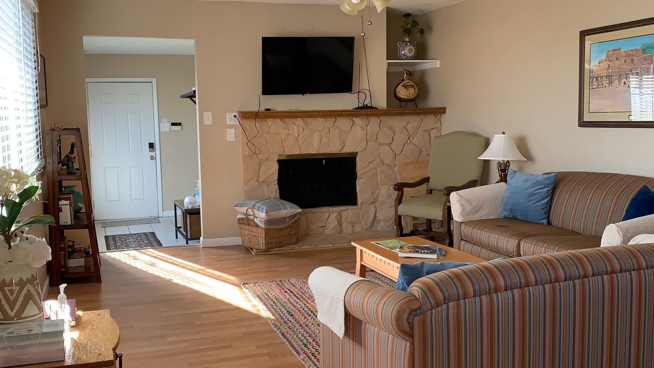 Photo of Bedroom in Northeast Heights