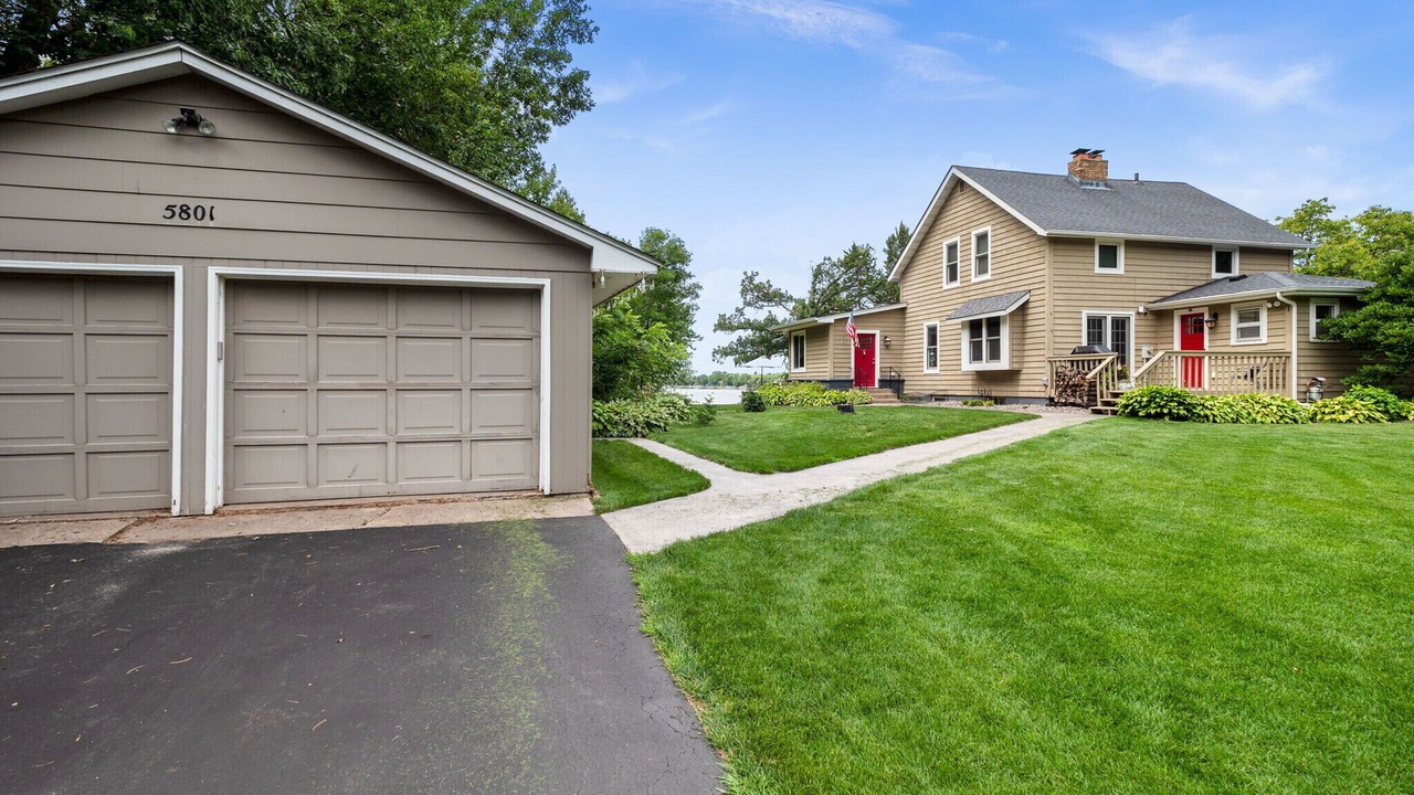 Photo of Outdoor in Forest Lake