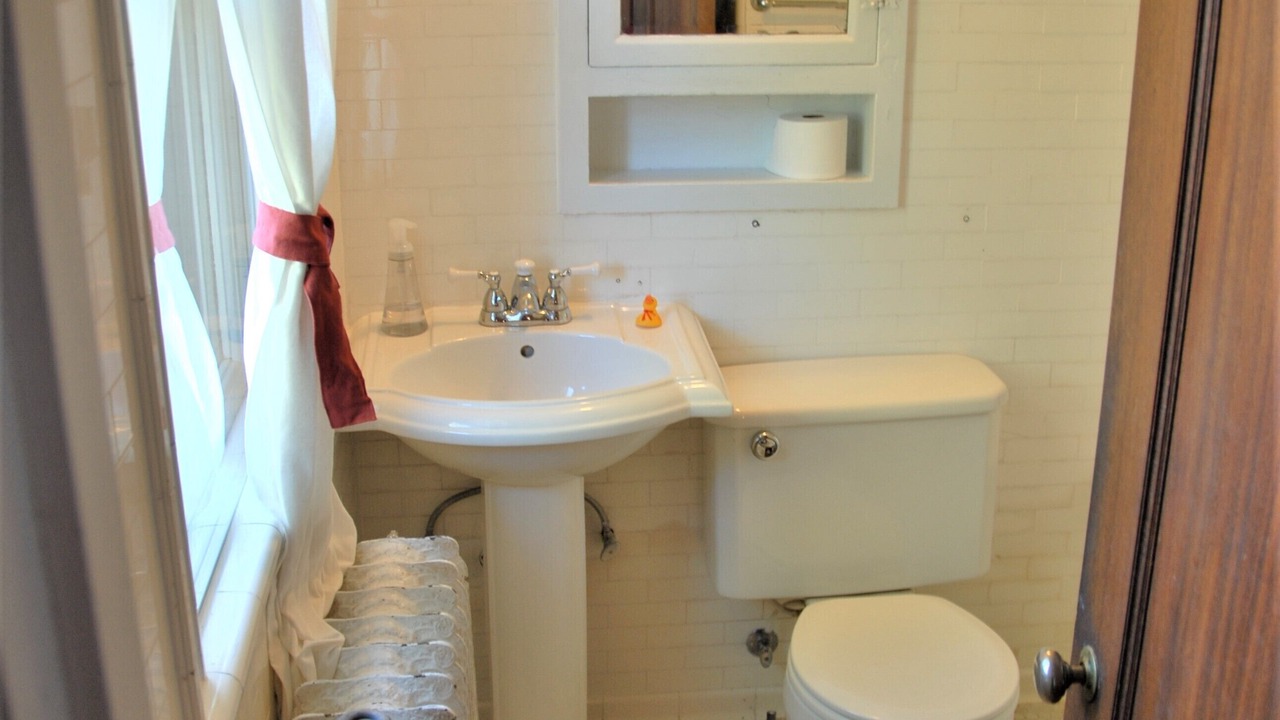 Photo of Bathroom in Downtown Minneapolis