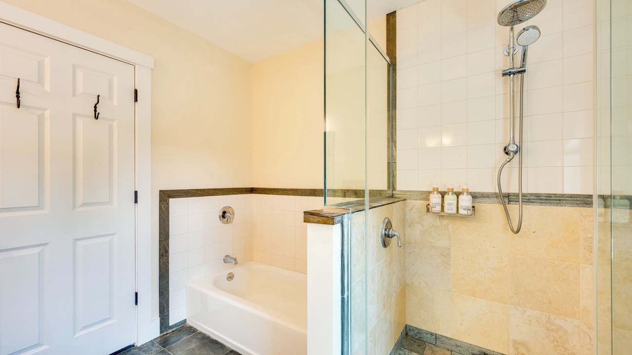 Photo of Bathroom in Hardwick