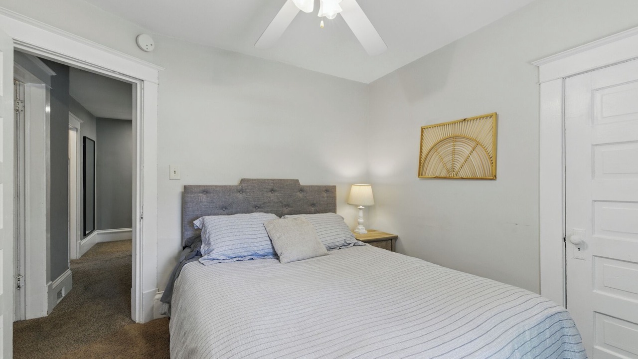 Photo of Bedroom in Midway