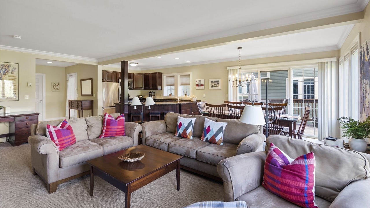 Photo of Livingroom in Stowe Area