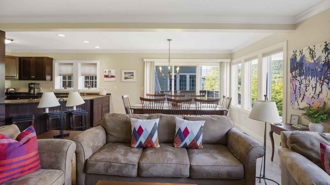Photo of Livingroom in Stowe Area