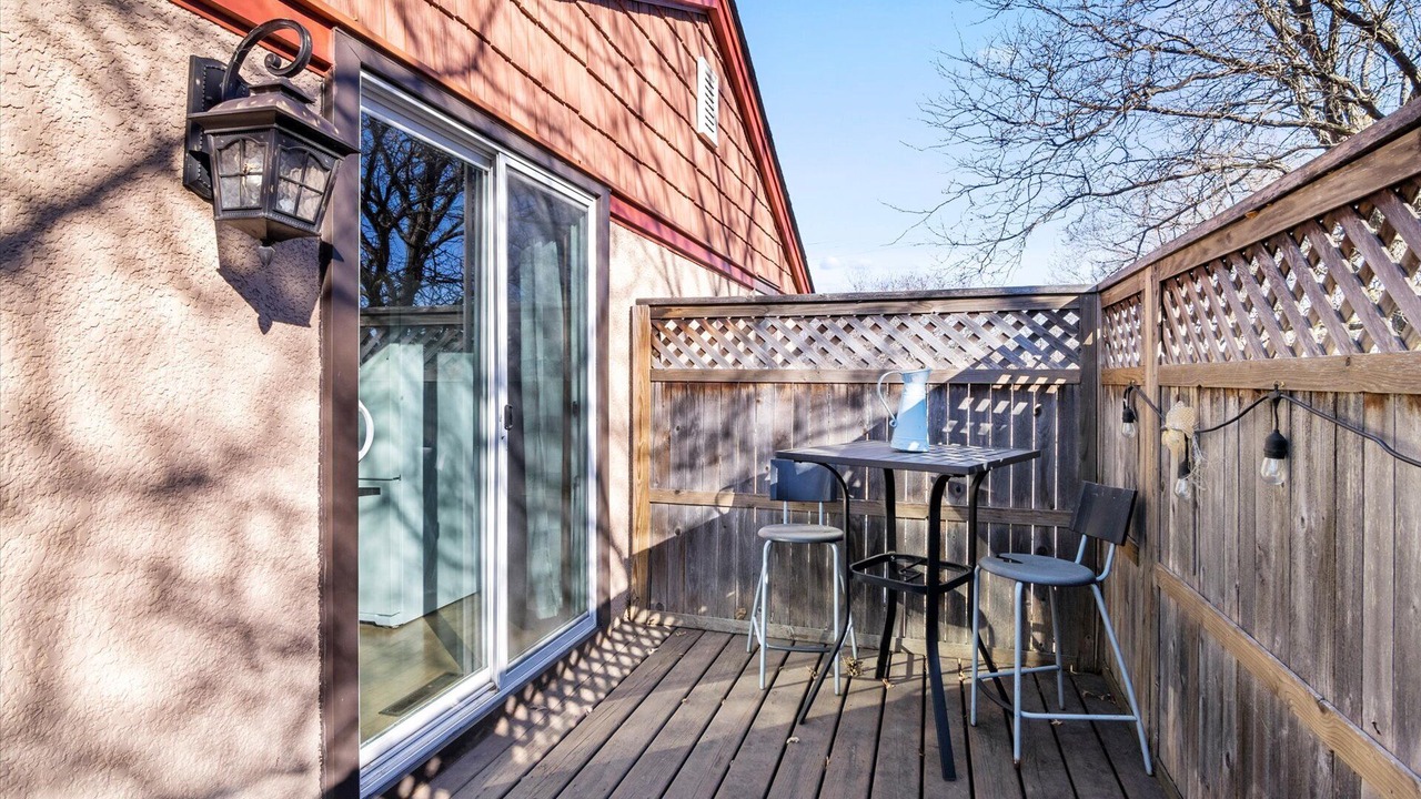 Photo of Outdoor in West Side