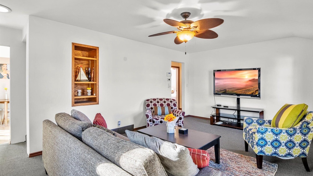 Photo of Livingroom in West Side