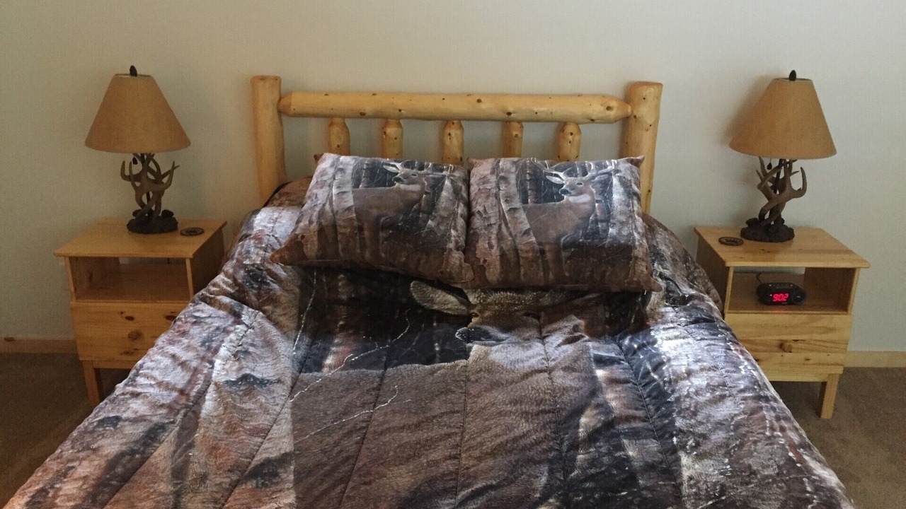 Photo of Bedroom in Minocqua