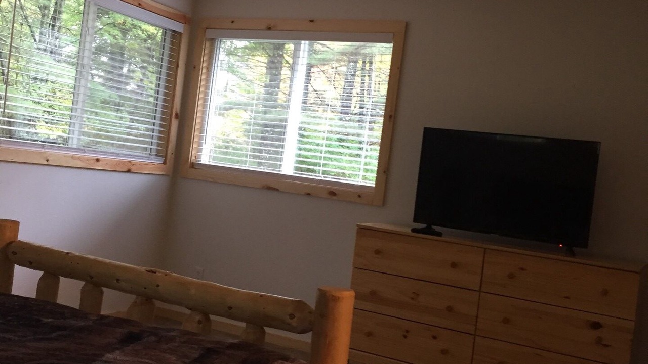 Photo of Bedroom in Minocqua