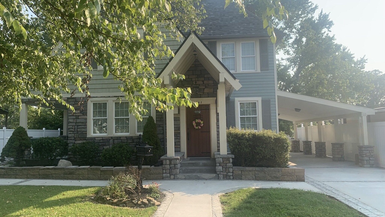 Photo of Outdoor in Ashland