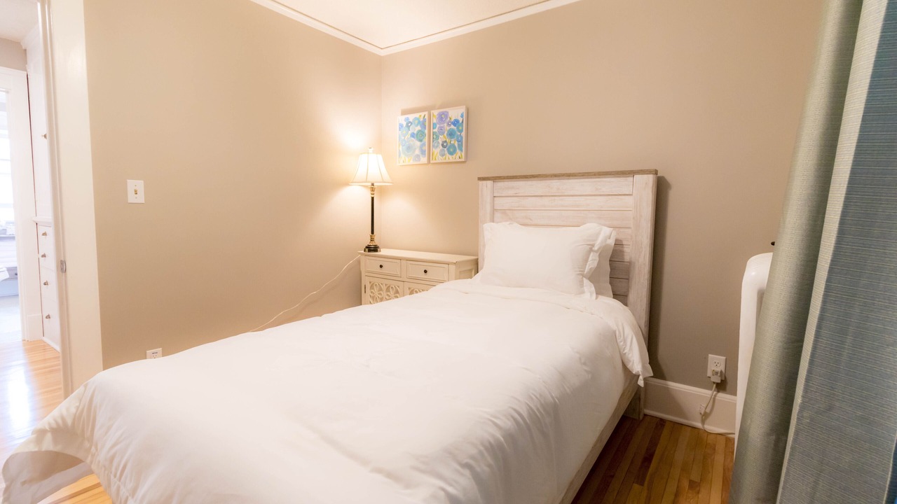 Photo of Bedroom in Kutzky Park