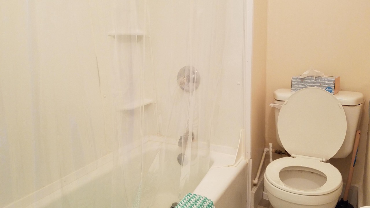 Photo of Bathroom in Redwood
