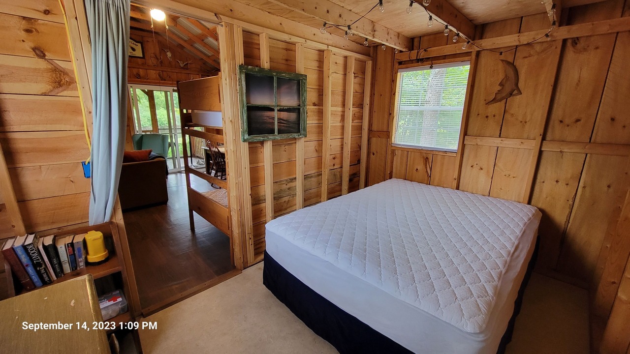 Photo of Bedroom in Edwards