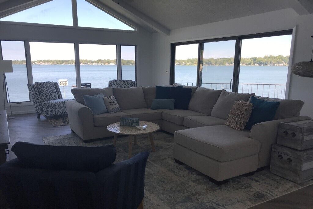 Photo of Bedroom in Paw Paw Lake