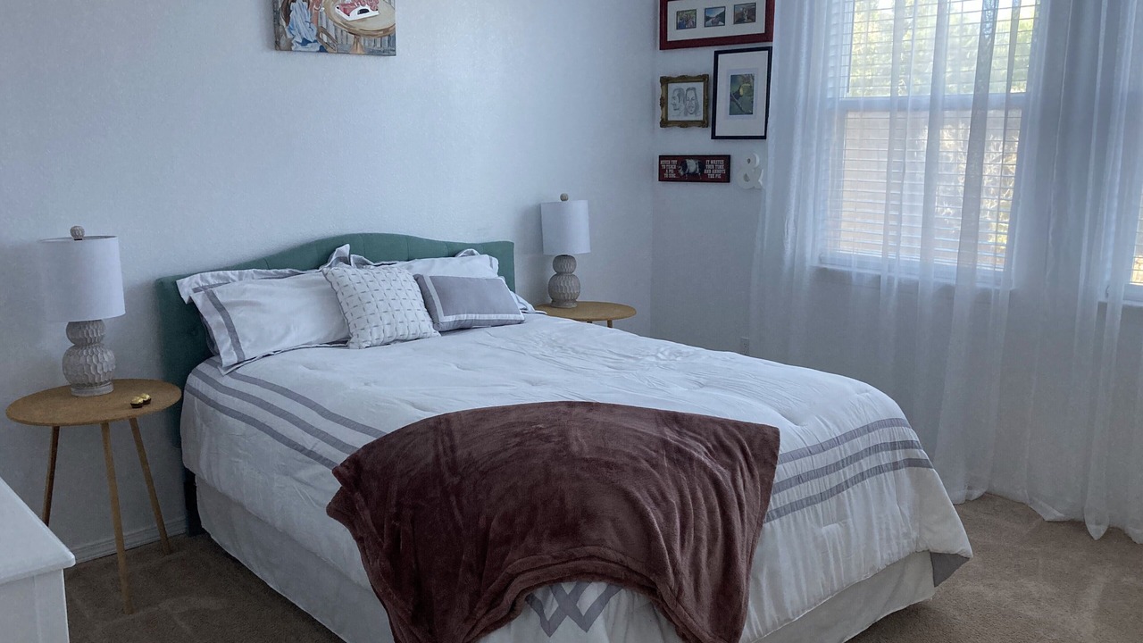 Photo of Bedroom in Albuquerque