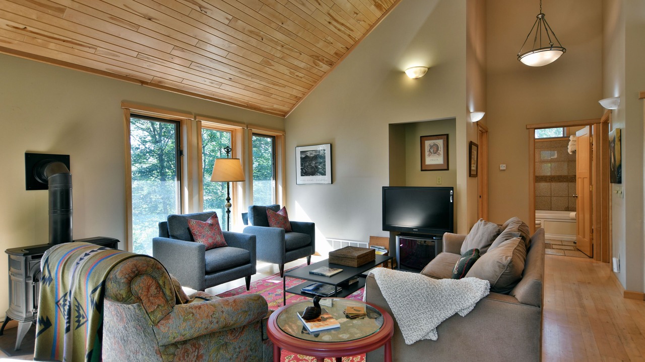 Photo of Livingroom in Spooner