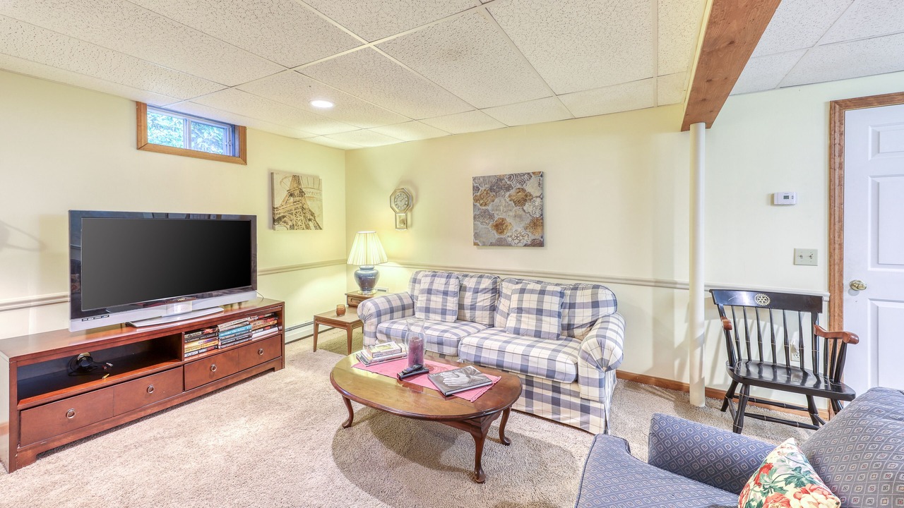 Photo of Livingroom in Waterbury Center