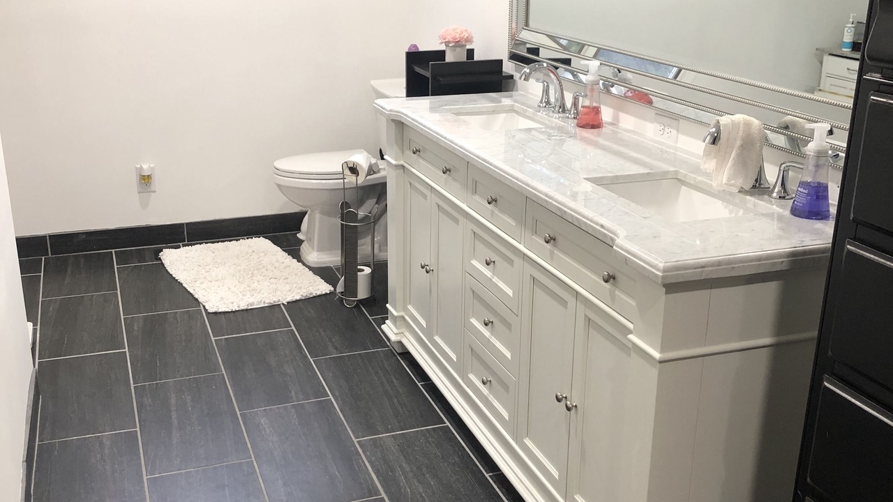 Photo of Bathroom in Hudson