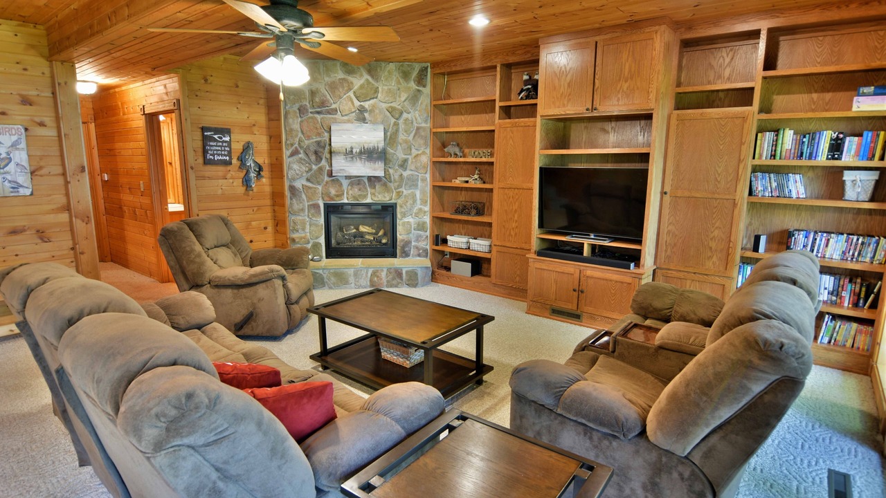 Photo of Livingroom in Trego