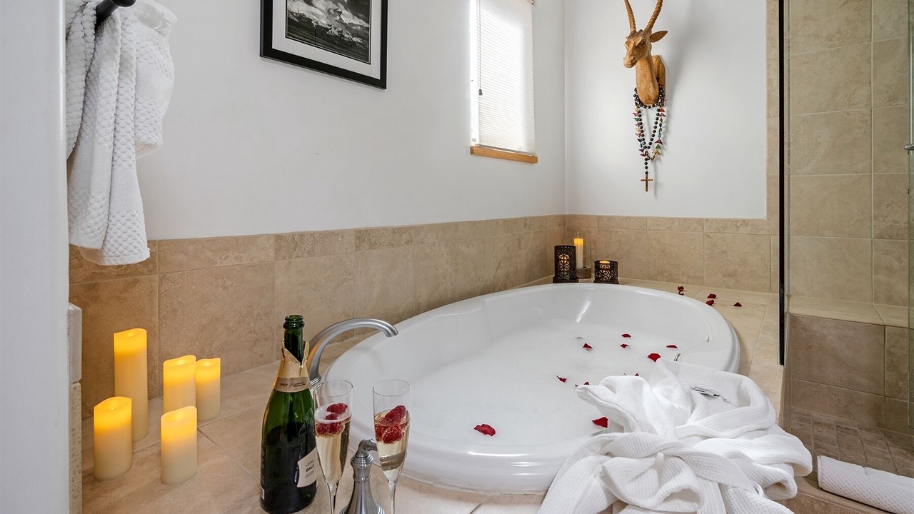 Photo of Bathroom in Tesuque