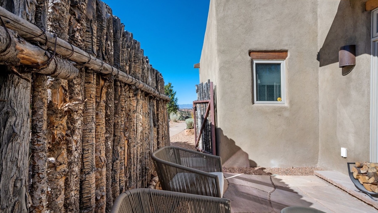 Photo of Patio Balcony in Tesuque