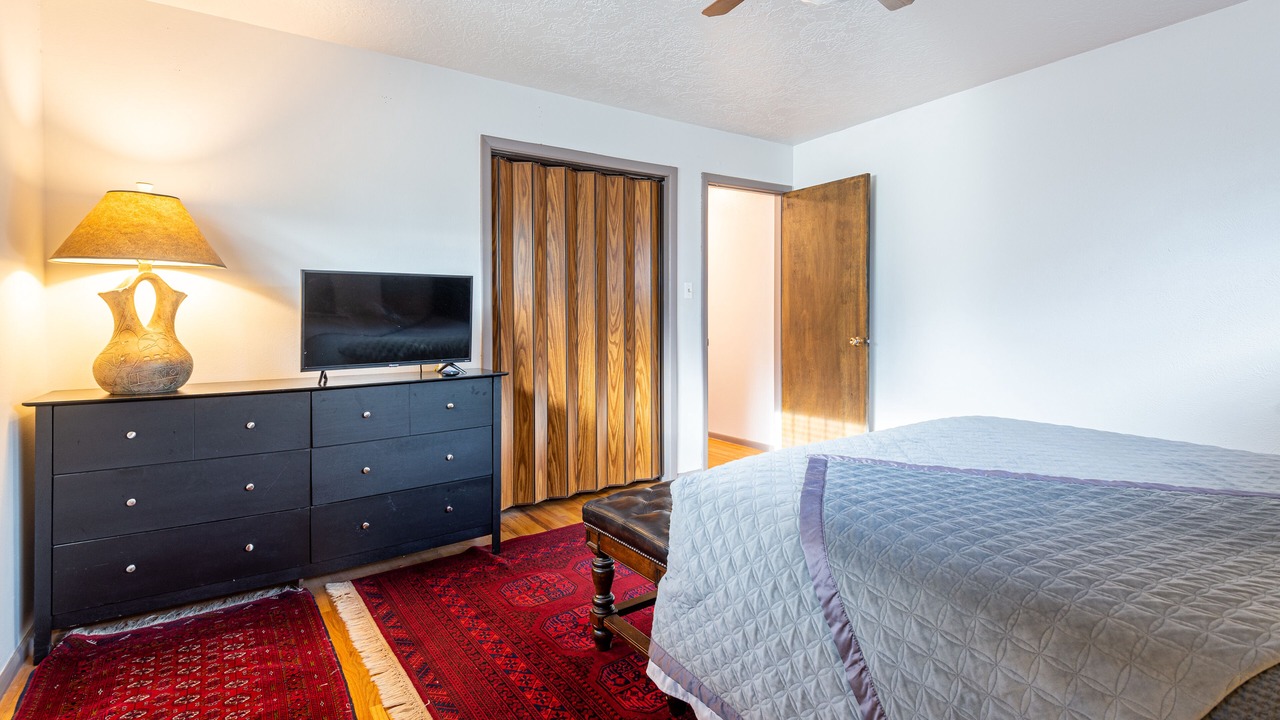 Photo of Bedroom in Nob Hill