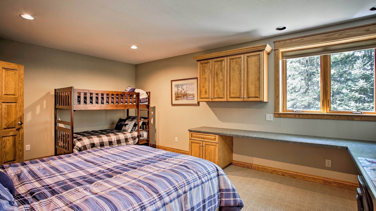 Photo of Bedroom in Solon Springs