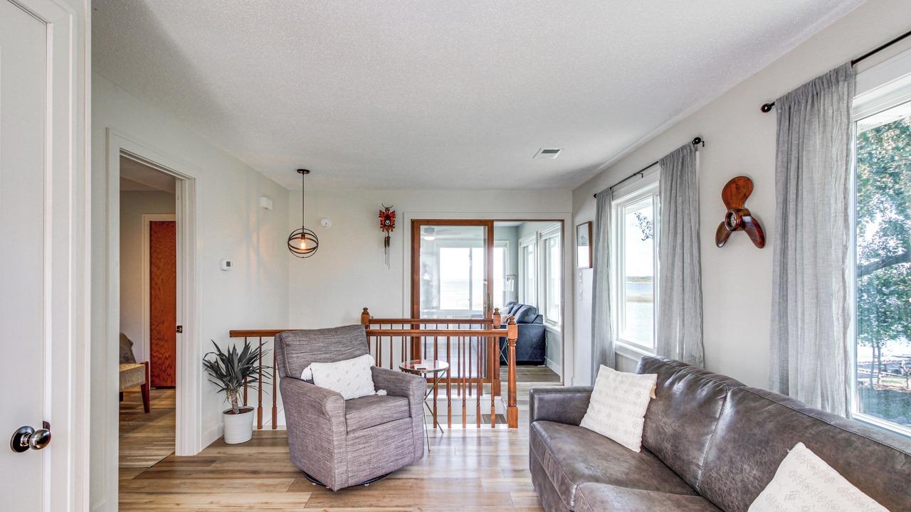 Photo of Livingroom in Alexandria