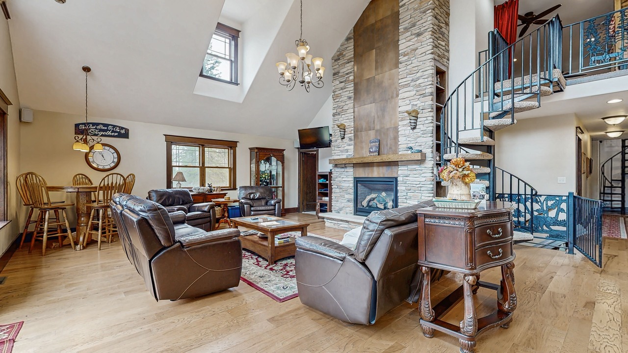 Photo of Livingroom in Tomahawk