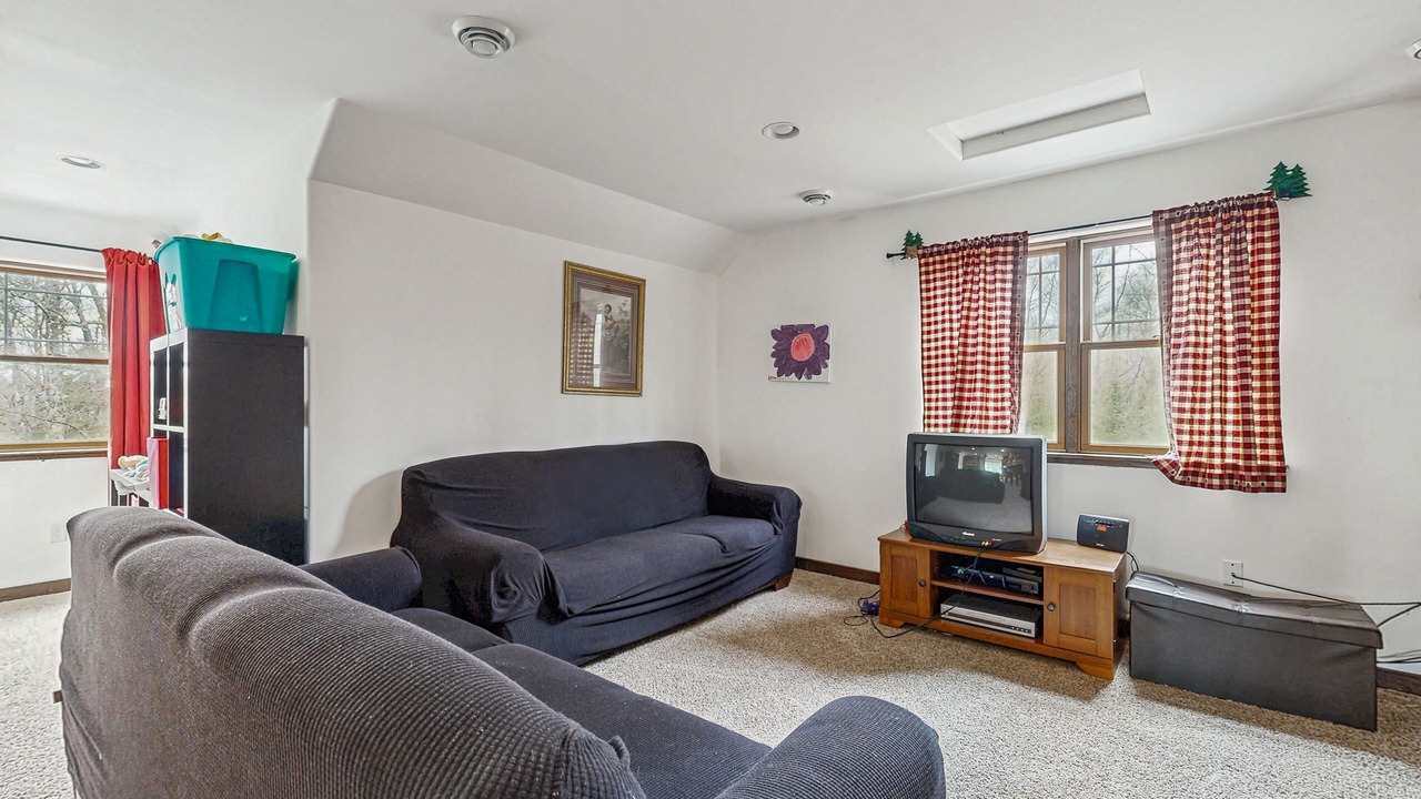 Photo of Livingroom in Tomahawk