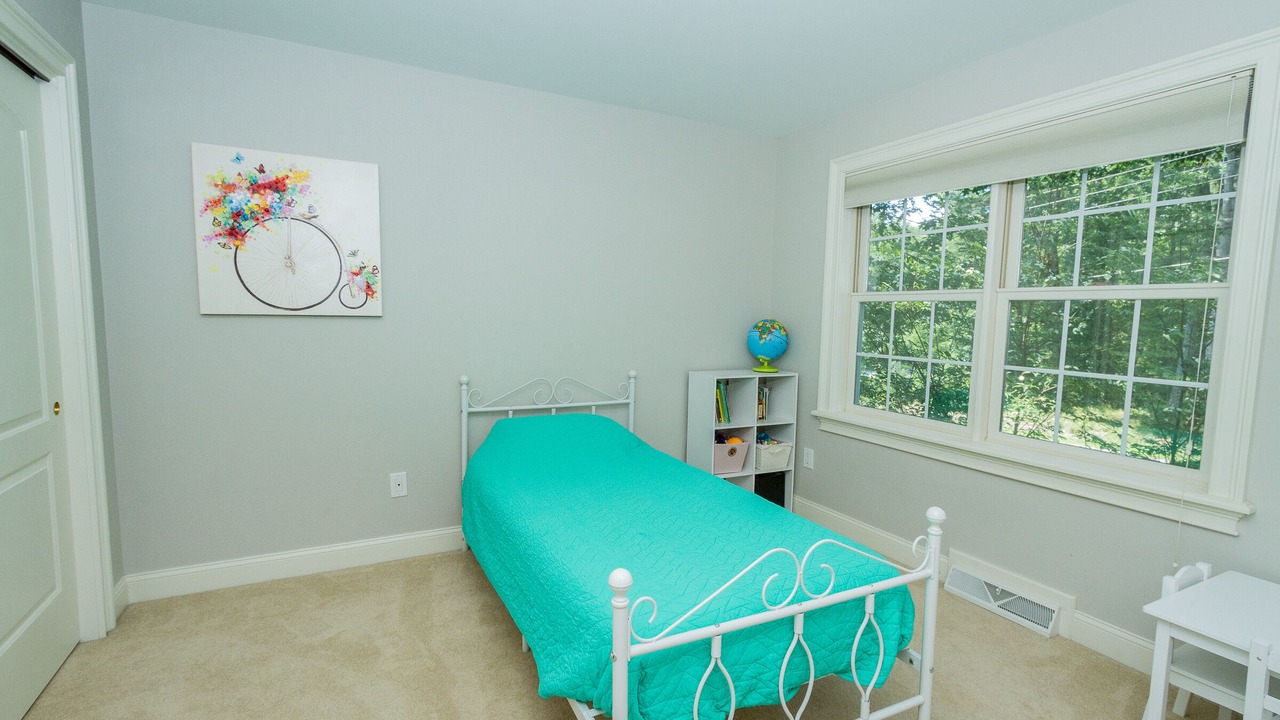 Photo of Bedroom in Saratoga Springs