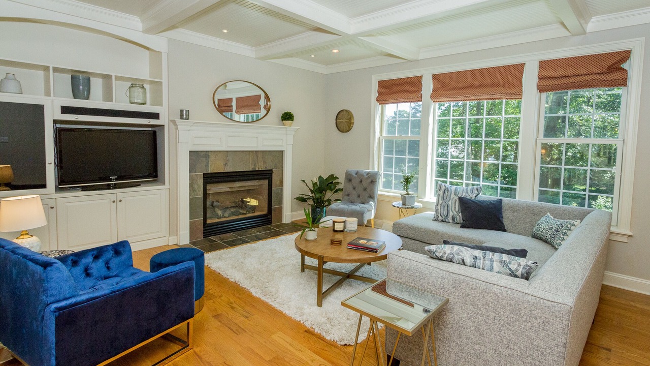 Photo of Livingroom in Saratoga Springs