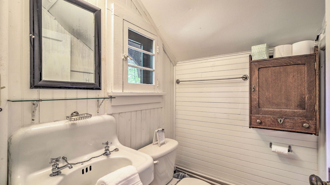 Photo of Bathroom in Saranac Lake