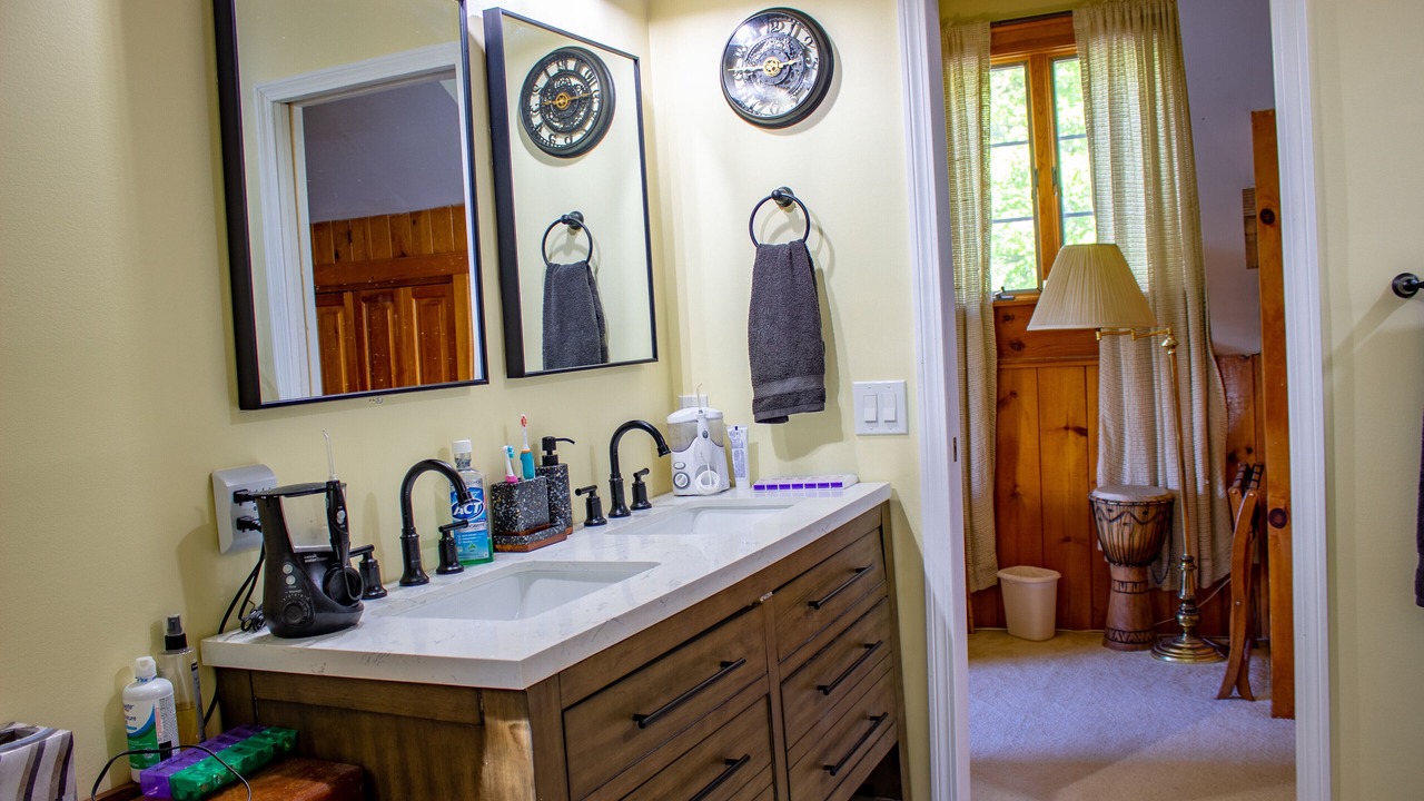 Photo of Bathroom in Eden