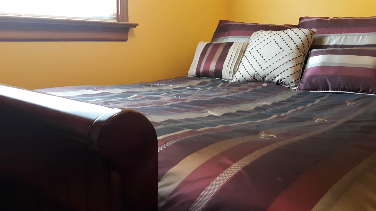 Photo of Bedroom in Dumbarton