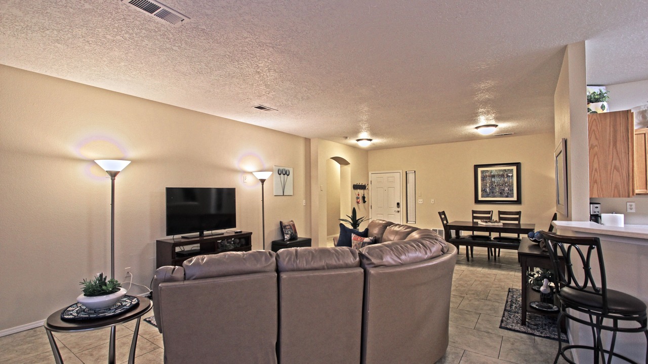 Photo of Livingroom in Vista Del Norte Alliance