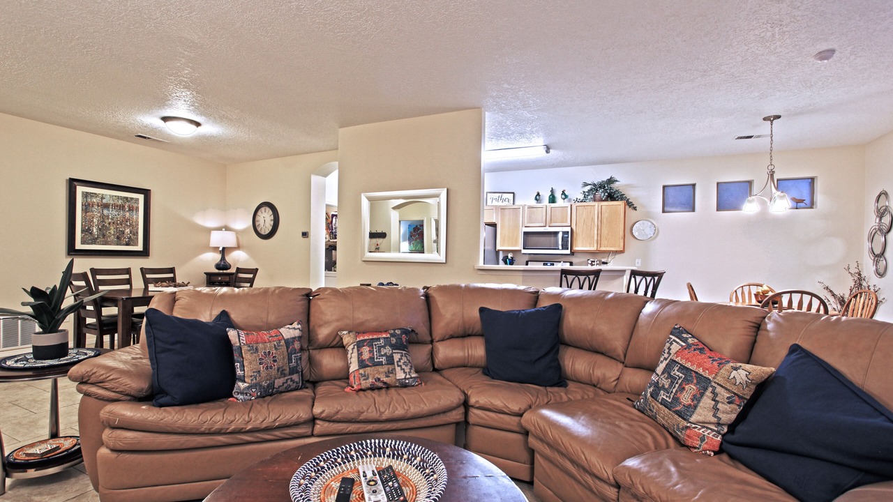 Photo of Livingroom in Vista Del Norte Alliance