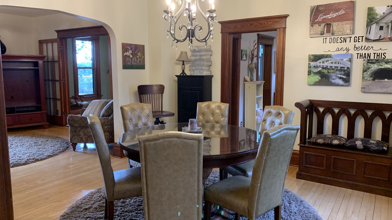 Photo of Livingroom in Chippewa Falls