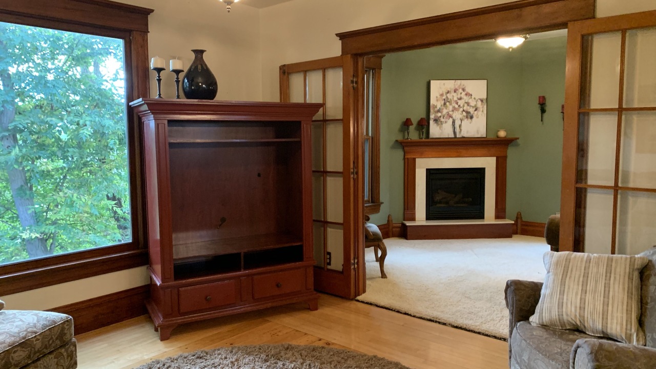 Photo of Livingroom in Chippewa Falls