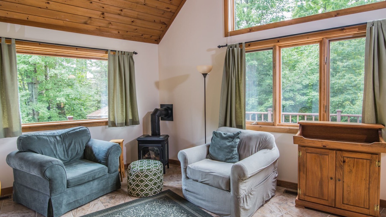 Photo of Livingroom in Stowe Area
