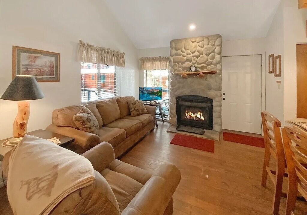 Photo of Livingroom in Angel Fire