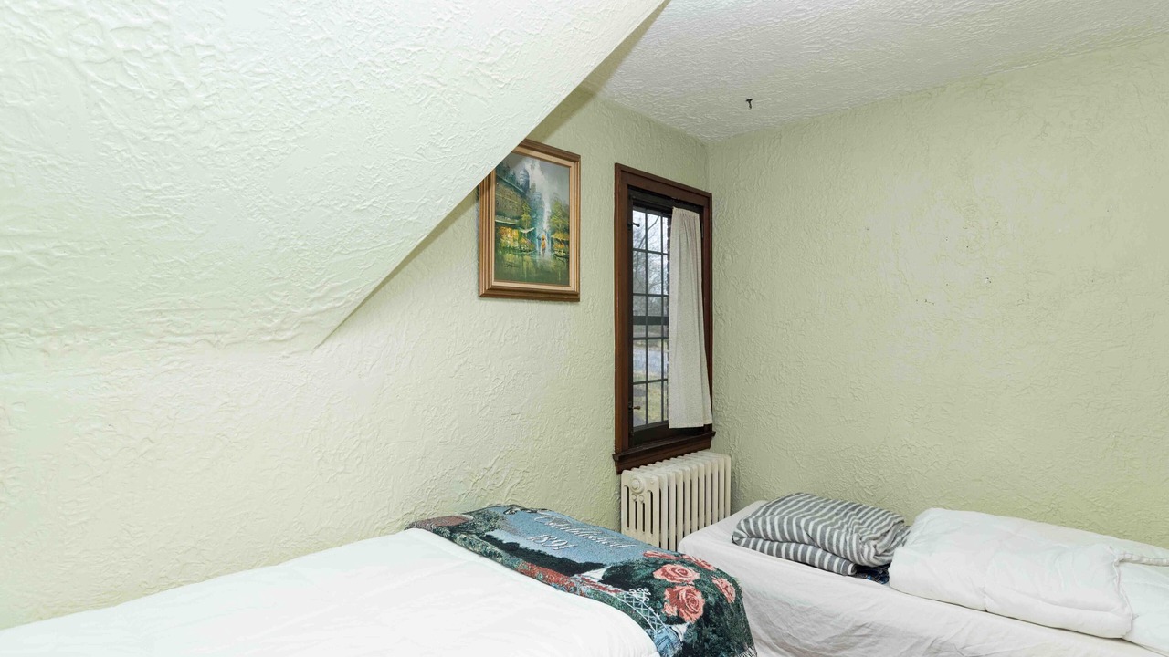 Photo of Bedroom in Youngstown