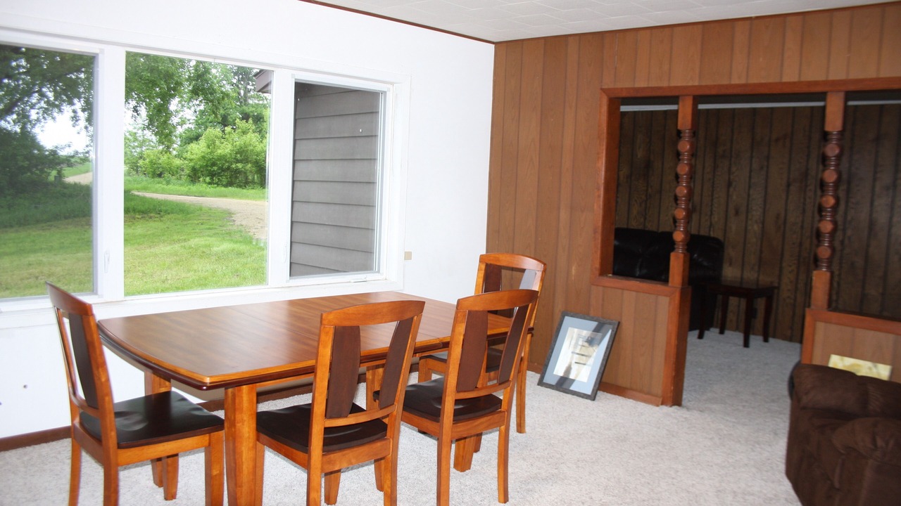 Photo of Livingroom in Lake City