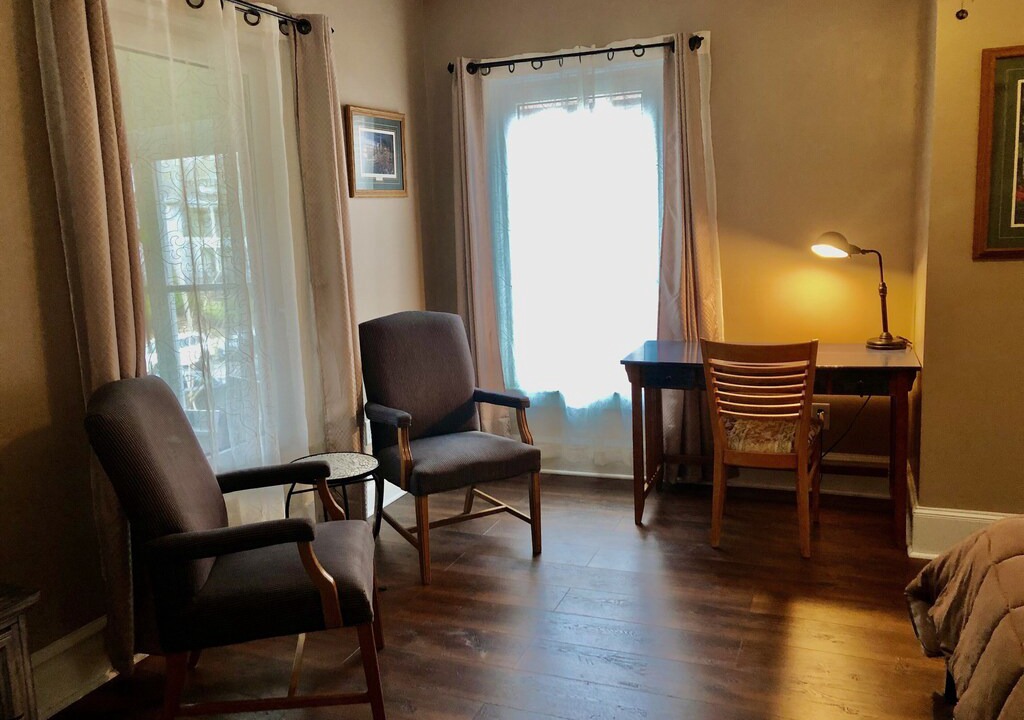 Photo of Livingroom in Whittier