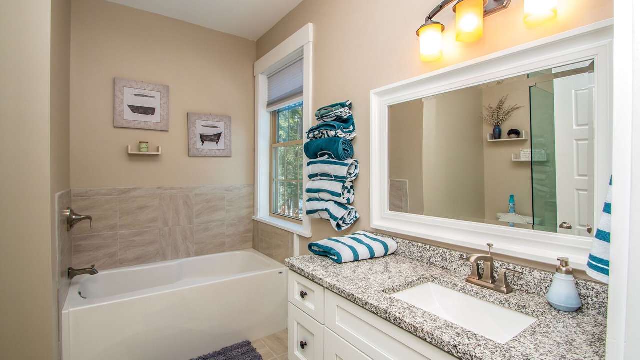 Photo of Bathroom in Intervale