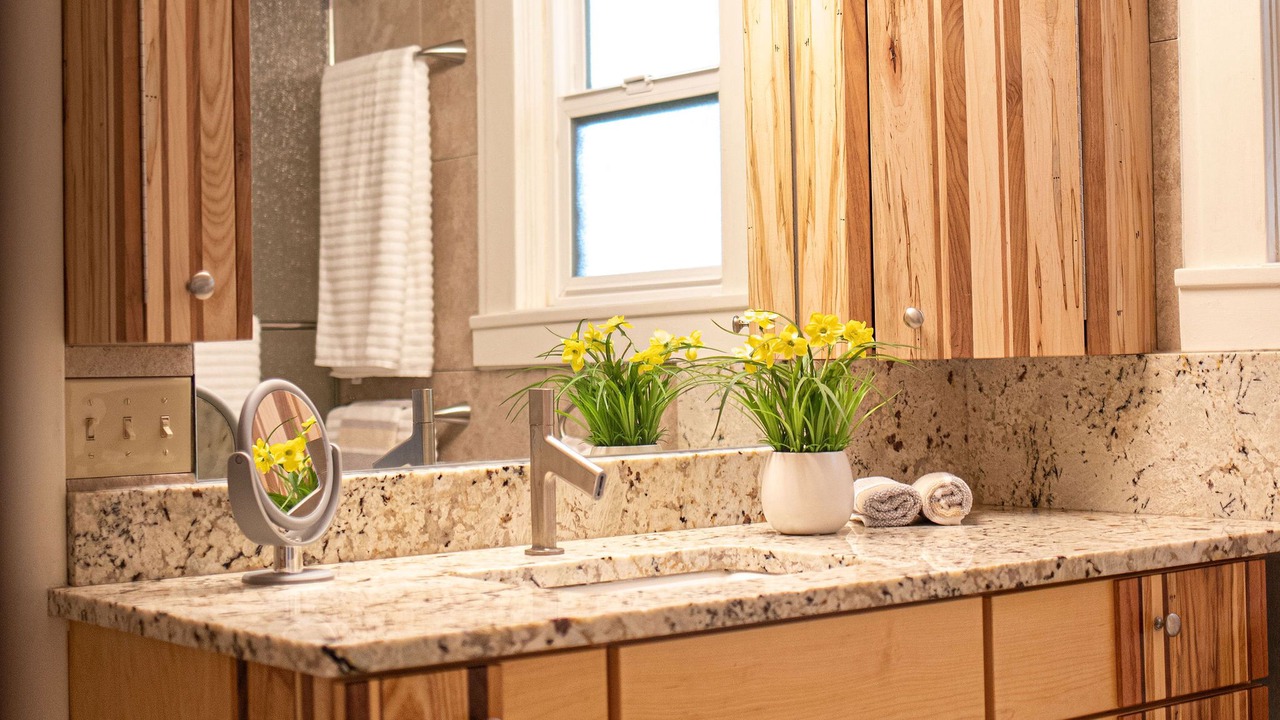 Photo of Bathroom in Alamosa