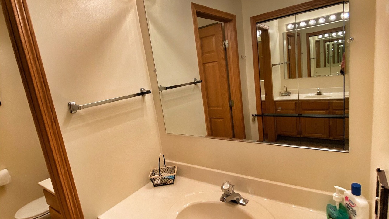 Photo of Bathroom in Cable