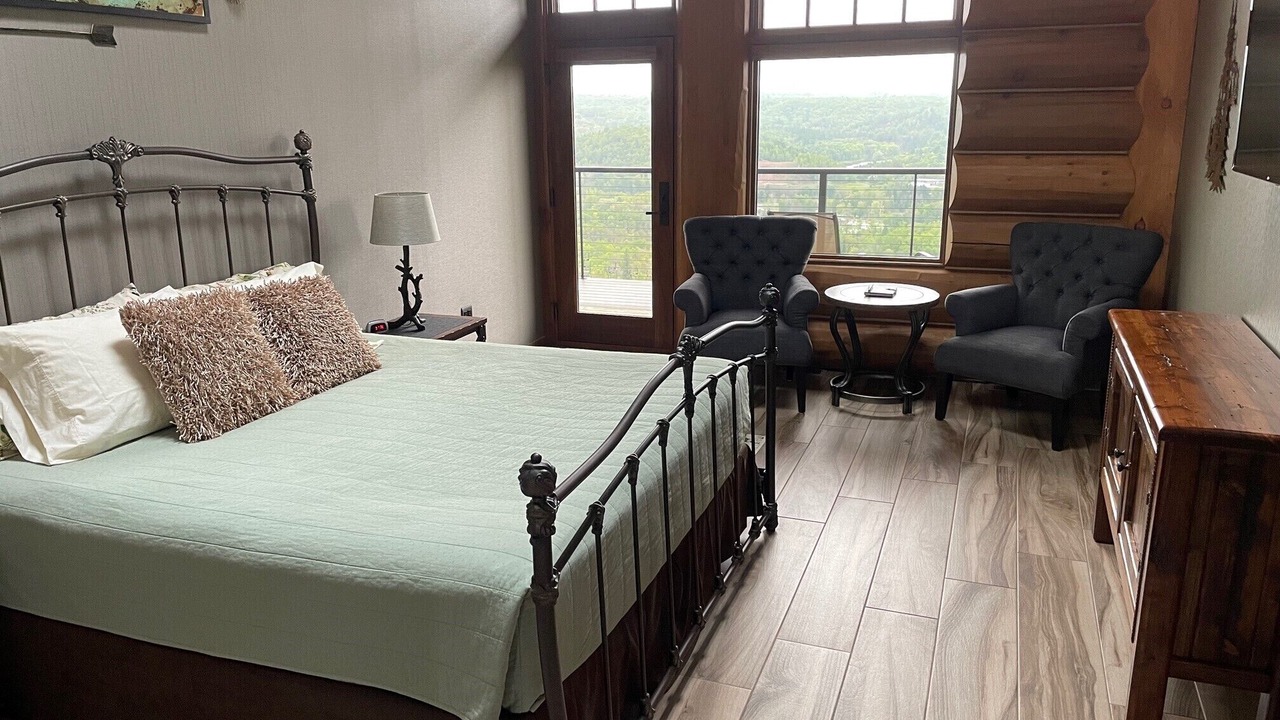 Photo of Bedroom in Superior