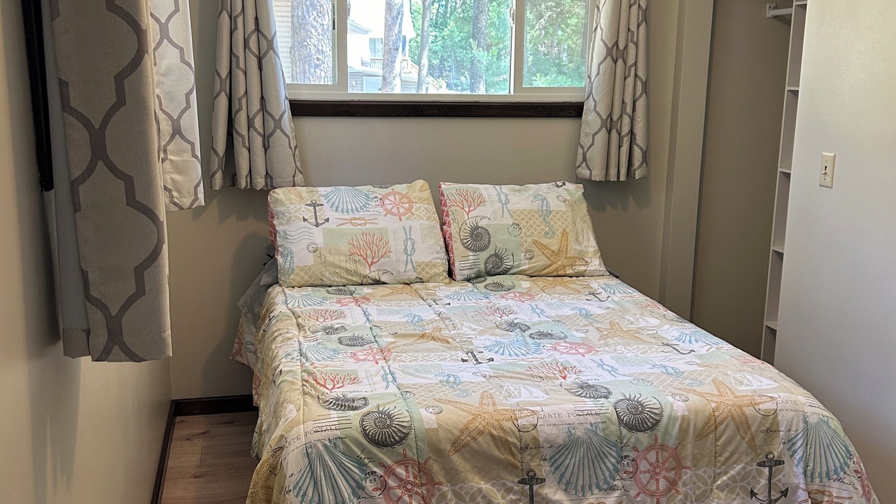 Photo of Bedroom in Pine River